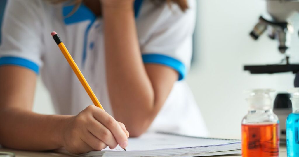 NEET 2025 cutoff & best colleges – Quest Educare